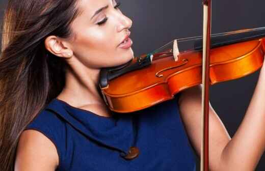 Violinenunterricht - Dargereicht