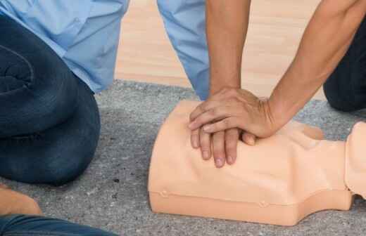 Herz-Lungen-Wiederbelebung Schulung (CPR) - Scheibe Erneuern