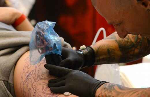 Temporary Tattoo Artistry - Tattoo