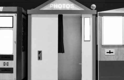 Video Booth Rental - Northern Peninsula Area