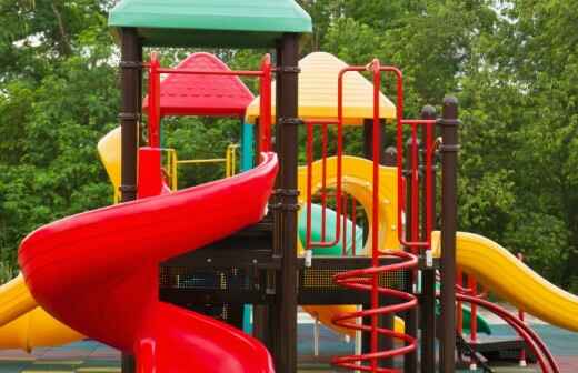 Play Equipment Repair - Thompson and North Central