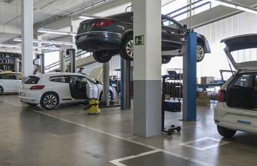 Autowerkstatt - Auto