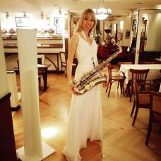 Saxofonistin Inka Ebert - Fixando Deutschland