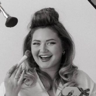 Amxliabeauty - Amalia Gaus Make-up Artist und Brautstyling - Fixando Deutschland