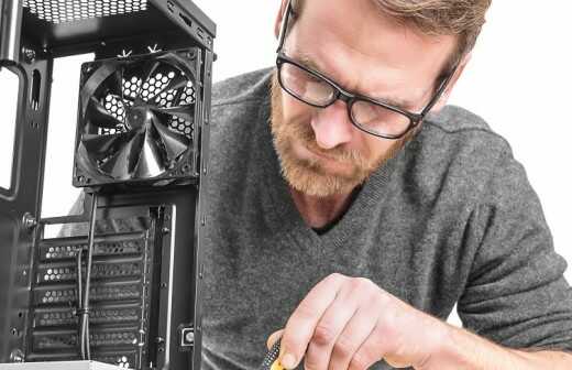 Was ist der Preis Reparatur - Computer und IT in Berlin? Fixando