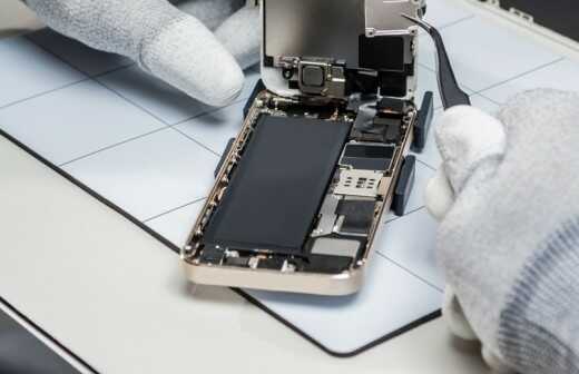 Telefon oder Tablet-Reparatur - barnim