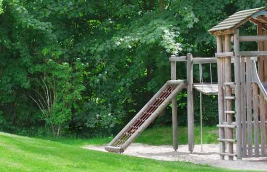 Spielgeräte aufbauen - mecklenburgische-seenplatte