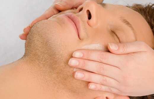 Gesichtsbehandlung (für Männer) - Massagen