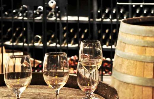 Weinproben und Weingutsführungen