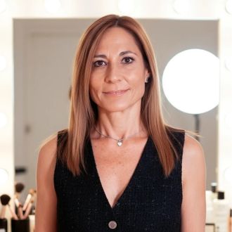 Carmen Moreno Maquilladora - Peluqueros y maquilladores - Chella
