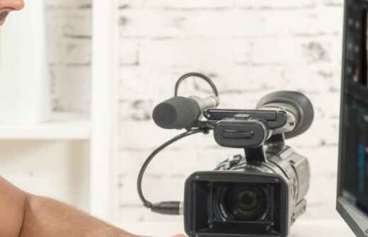 Qual é o preço de serviços de Edição de Conteúdos em Jabugo? Fixando