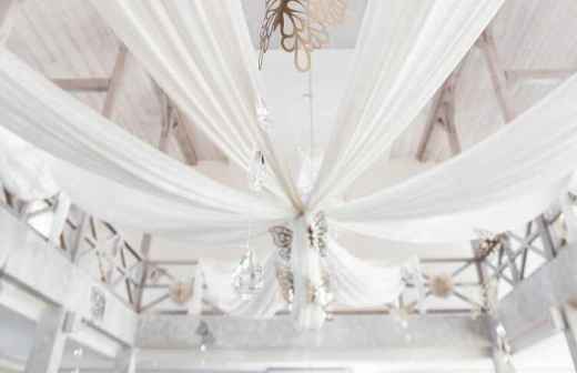 Wedding Decorating - Shaped