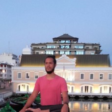 Professor Anderson - Yoga - Lisboa