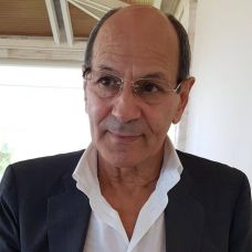 Umberto Pacheco - Advogado de Divórcios - Carcavelos e Parede