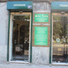 São Luís - Arte Antiguidades e Restauro - Reparação de Porta - Benfica