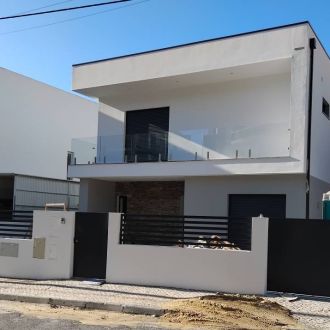 Ricardo Simões - Empreiteiros / Pedreiros - Setúbal