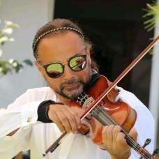 Violinista Nuno Flores - Pianista - Santo Ant??nio