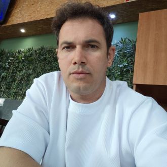 Ailton Souza - Apoio ao Domícilio e Lares de Idosos - Azambuja