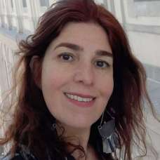 Claudia Dowek - Aulas de Artes, Flores e Trabalhos Manuais - Oeiras