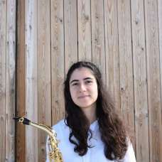 Sofia Bôrras - Aulas de Saxofone - Arroios