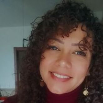 Elisa Carll - Espaço Conectar - Massagem para Casais - Silveira