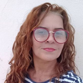 Joelma Barros - Cuidadora de idosos, serviços gerais, vendedora, cabeleireira - Ama - Santa B