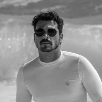 Esttevão Lucas - Limpeza Após Mudanças - Paderne