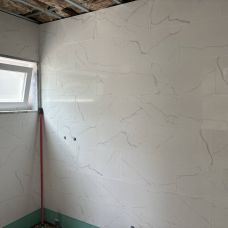 Victor Gutemberg - Tile Installation - Amora
