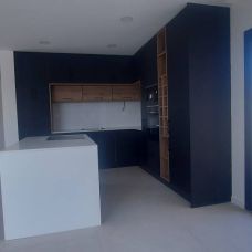 Carpintaria e serviços de  remodelação cozinha casa de banho e roupeiros