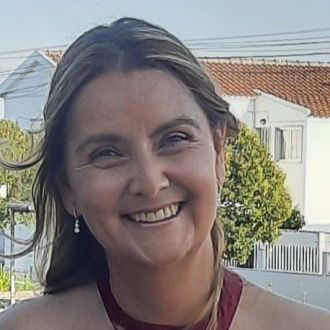 Carla Cavalheiro - Aulas de Línguas - Setúbal