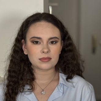 Natália Silva Pro Makeup Artist - Formação Técnica - Guimarães
