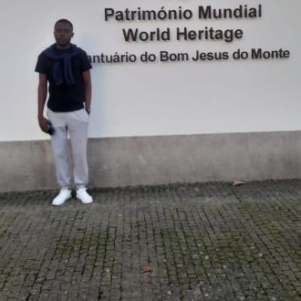 Enfermagem Geral.,servente na impreza de construção civil Alfredo Cunha - Limpeza - Barcelos