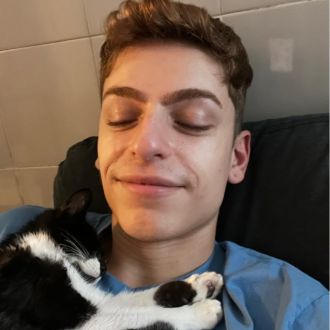 Caio Pinheiro - Cuidados para Animais de Estimação - Setúbal