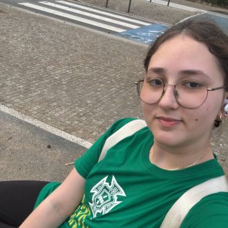 Fernanda - Cuidados para Animais de Estimação - Ovar