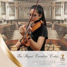 Isa Colaço - Violinista - Aulas de Música - Borba