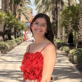 Beatriz Magalhães - Babysitter - Escapães