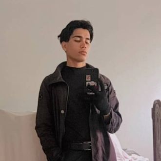 Soy Lui Moreno y ofrezco servicios de nutrición, bienestar, entrenamiento personal y yoga en Aveiro. Me desplazo hasta mis clientes y también proporci - Yoga - Anadia