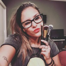 Luany Vieira MakeUp - Cabeleireiros e Maquilhadores - Porto