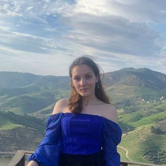 Leonor Teixeira - Tutorías para múltiples asignaturas - Paranhos