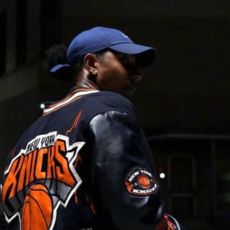 Luann Carvalho - Mudança de Móveis e de Estruturas Pesadas - Nogueira e Silva Escura