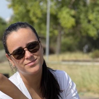 Luane Haubrichs - Lavagem de Roupa e Engomadoria - Cadaval