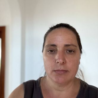 Auxiliare ,foi auxiliar de um senhor com alzheimer,outra com depressão profunda e uma criança com distrofia muscular de duchenne .fiz limpezas muitos - Limpeza - Fafe