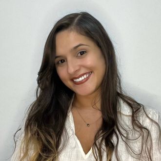 Katlyn D. - Problemas Elétricos e de Cabos