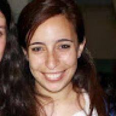 Cheila P. - Instalação de Porta para Animais de Estimação