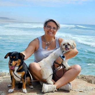 Leonor Silva - Cuidados para Animais de Estimação - Trofa