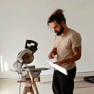 Dinis Almeida - remodelações e manutenção - Estofador - Leiria