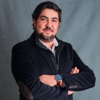 Tiago Castanheira - Imobiliário - Matosinhos
