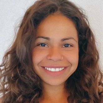 Camila Silva - Personal Shopper - Faro