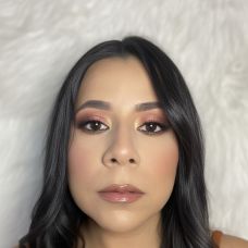 Marianny Ruiz Pereira - Cabeleireiros e Maquilhadores - Viseu