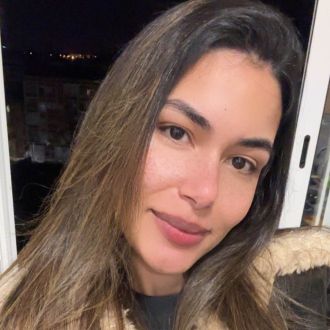 Rayane Oliveira - Mantenimiento y limpieza de canaletas - Estrela